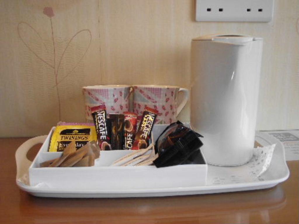 Whin Park Guest House Ларгс Екстер'єр фото