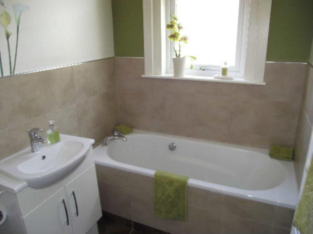Whin Park Guest House Ларгс Екстер'єр фото