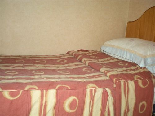 Whin Park Guest House Ларгс Екстер'єр фото